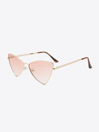 bb7a8be461e34b49896389405e202d9a-Max