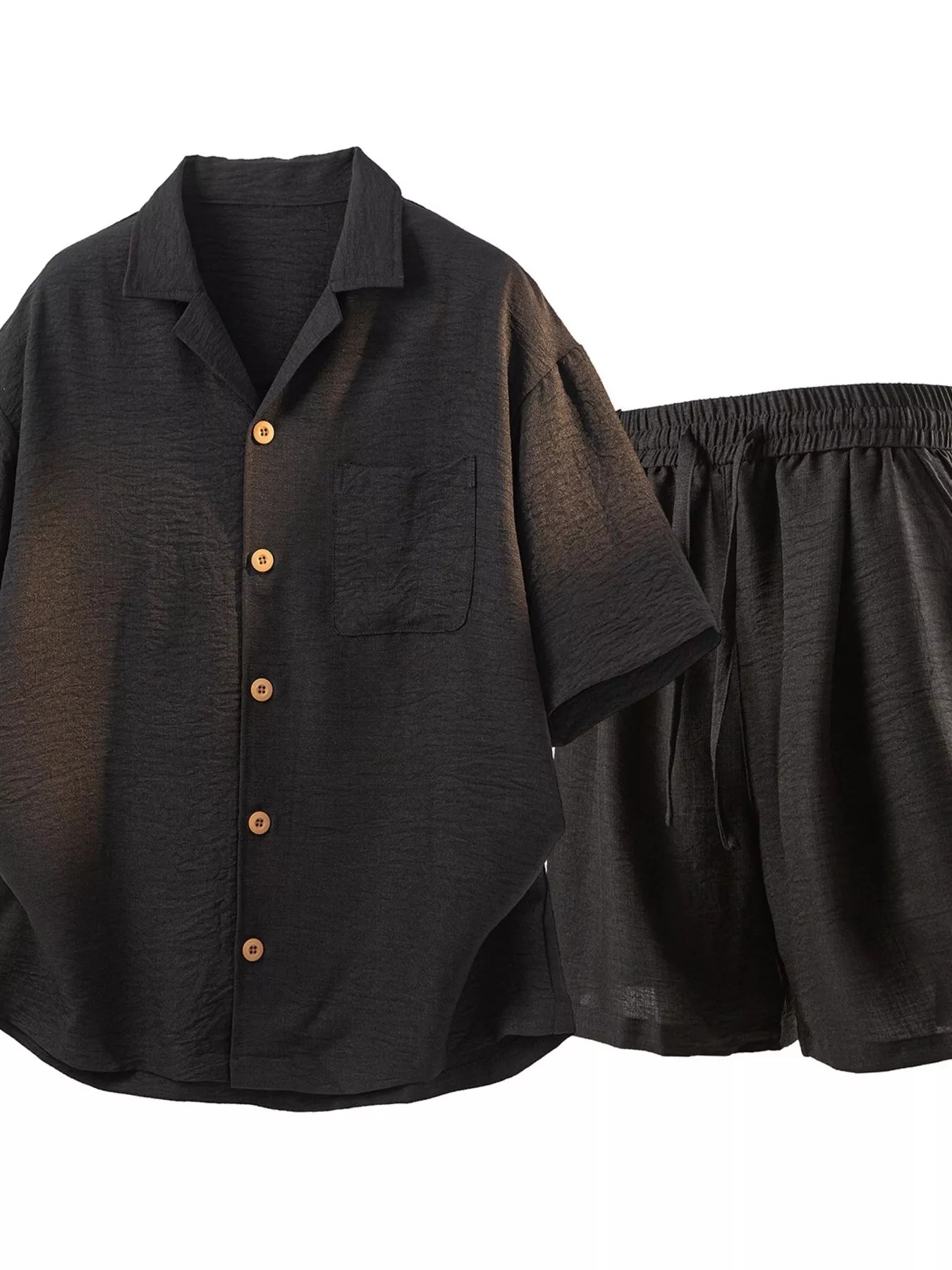 Men's short-sleeve button-up shirt and drawstring shorts set