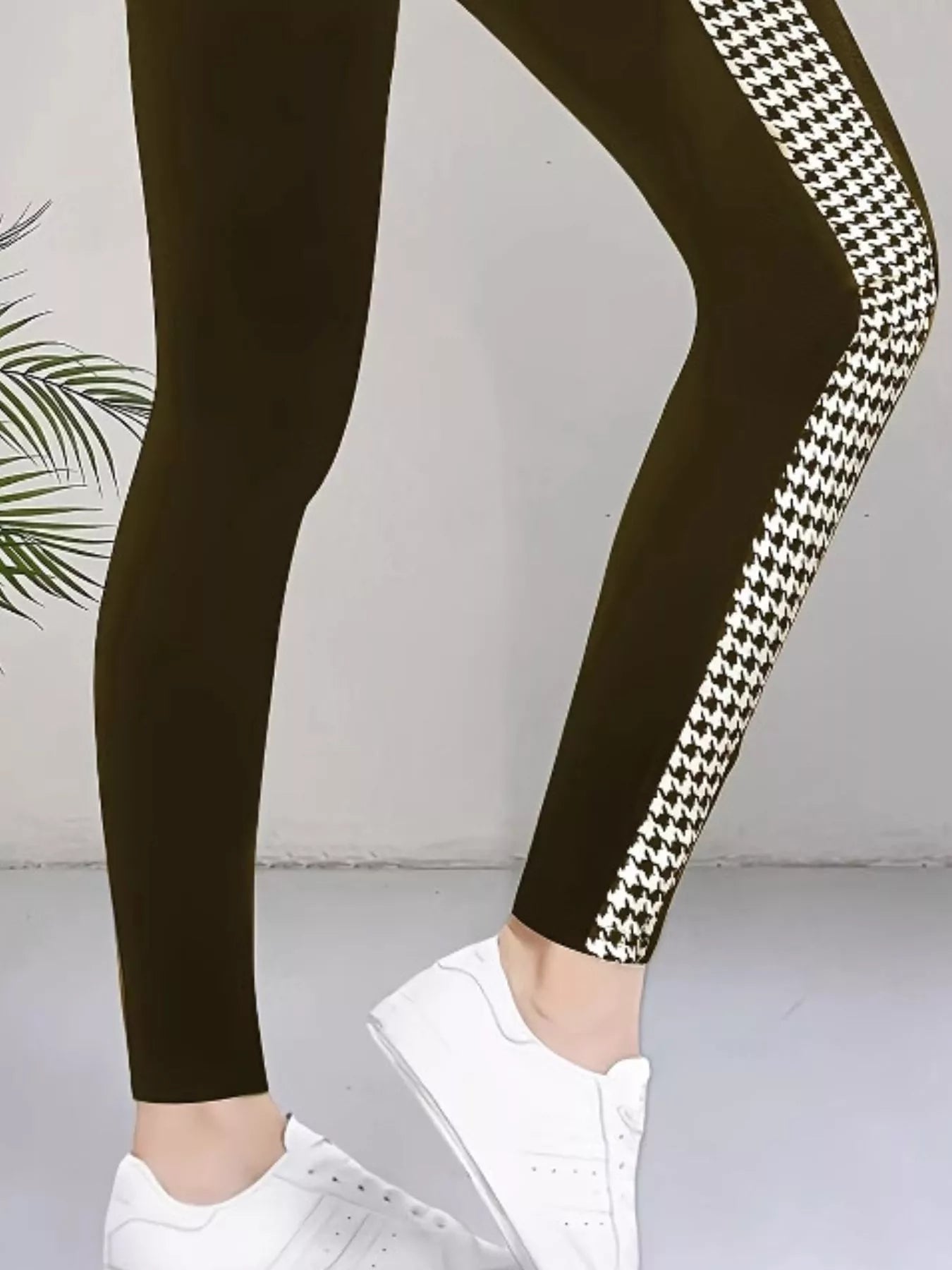 The Harper Houndstooth Panel Legging