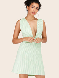 e2415dafa5694dc39fdc301487250b57-Max