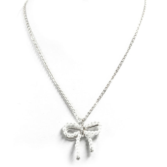 Pearl Ribbon Pendant Necklace